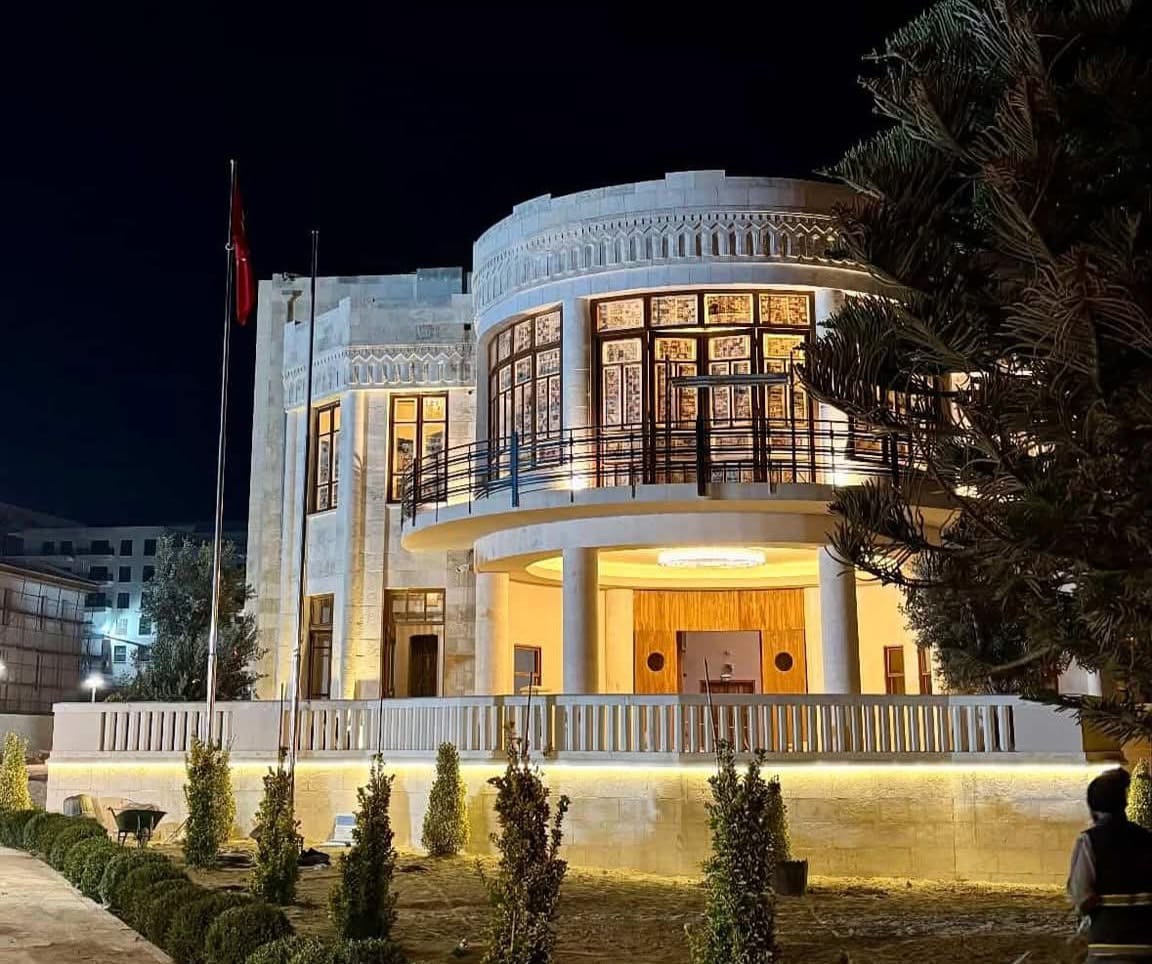 Tarihi Meclis Binası Yeniden Hayat Buldu